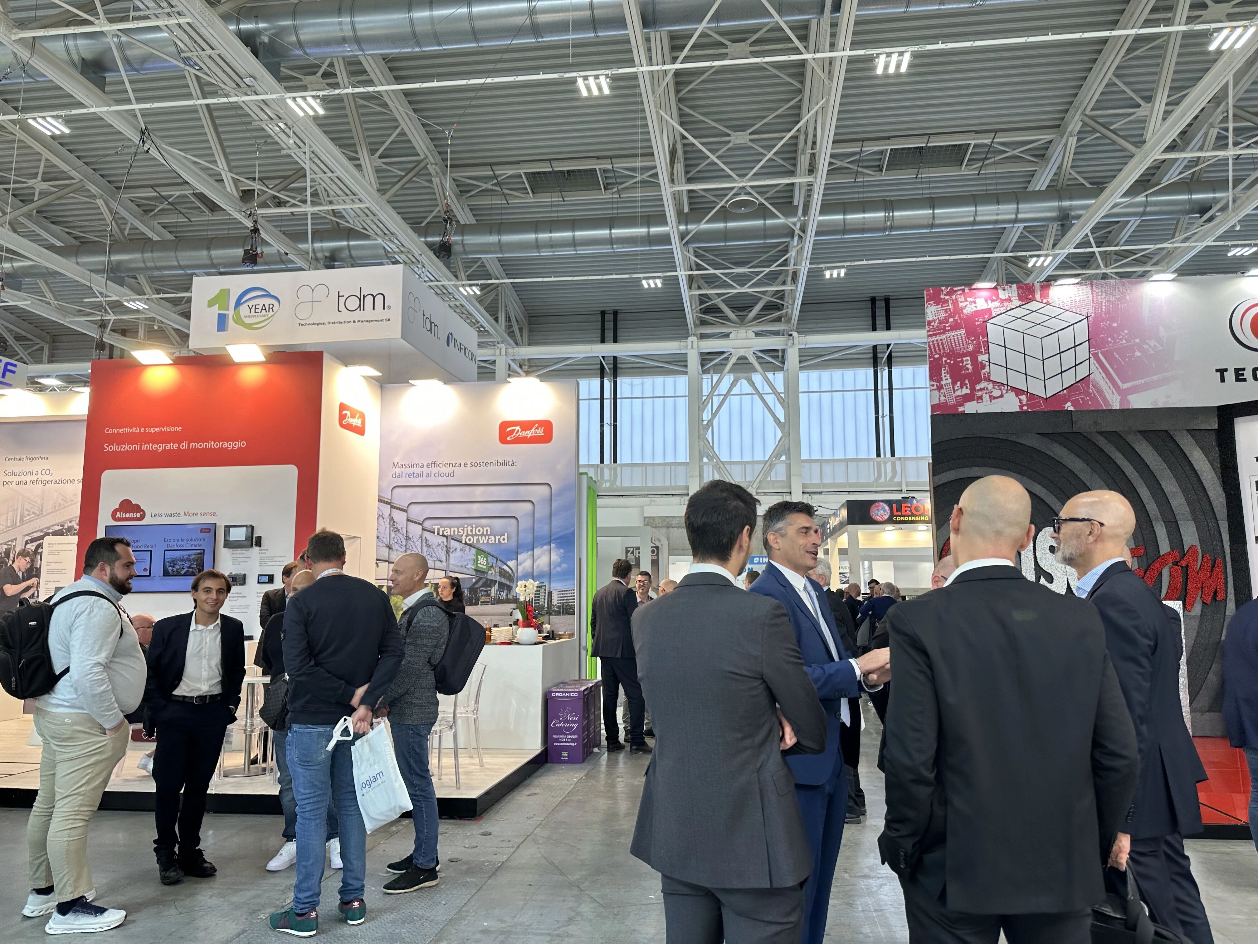 1763092058680790.jpg 1763092058680790.jpg