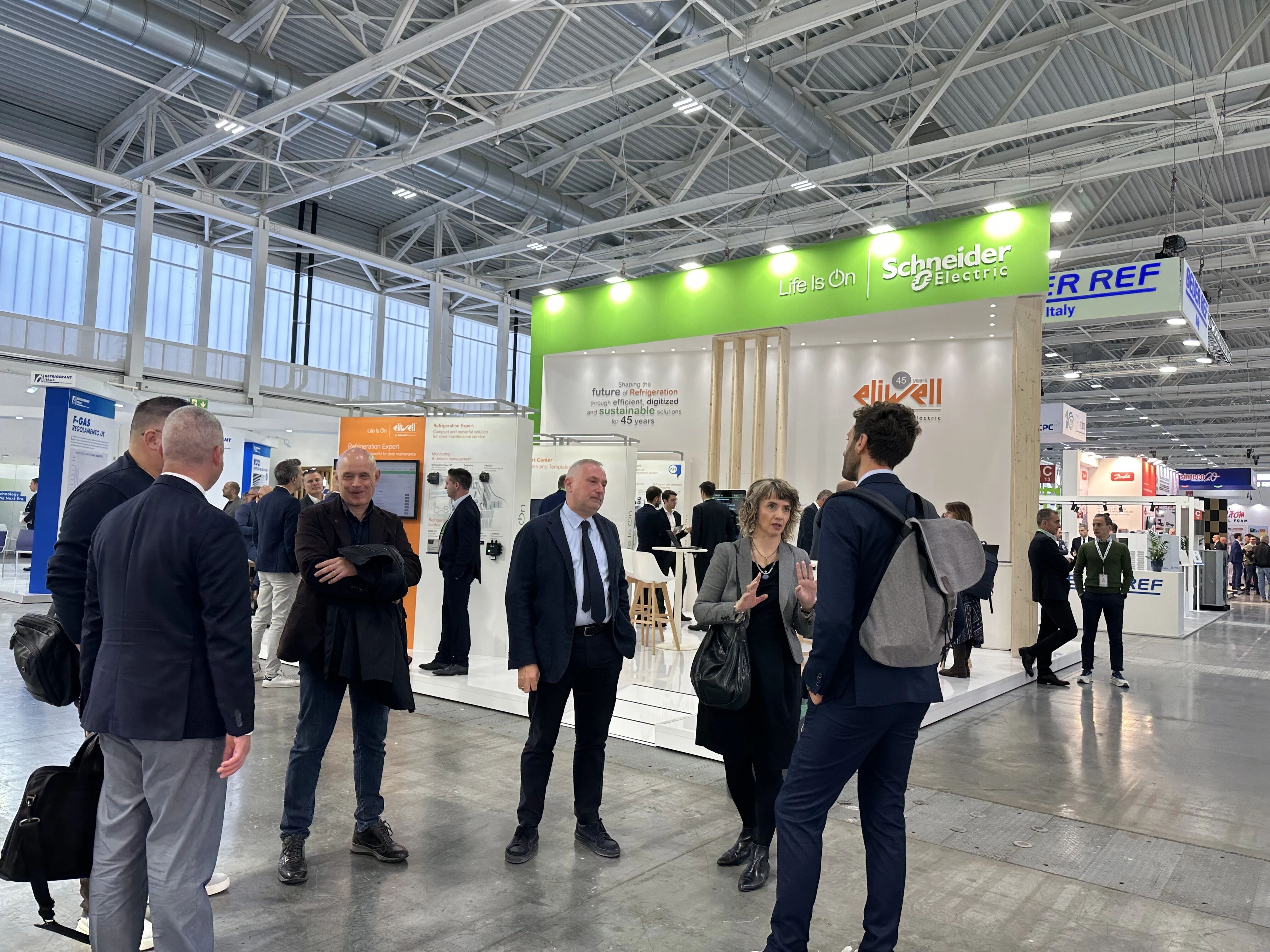 1763092060823985.jpg 1763092060823985.jpg